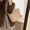 High-end Mother and Child Bag for Women with Large Capacity Simple and Fashionable Shoulder Bag Trendy Commuting Toy Bag