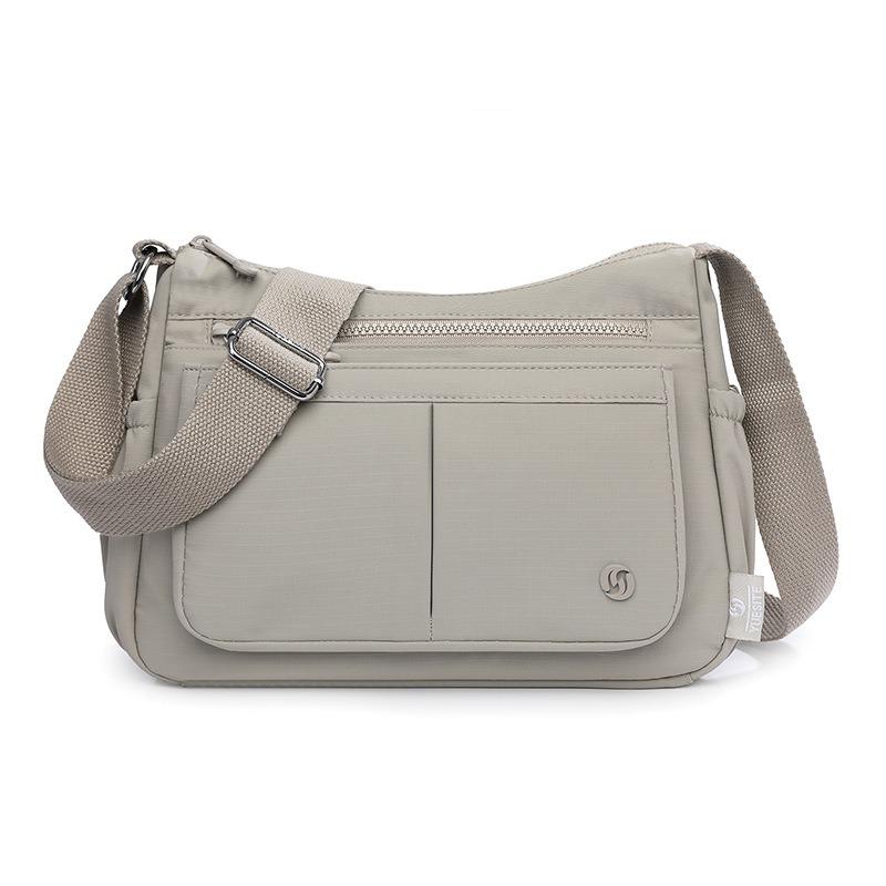 Casual Damenhandtaschen mit großem Fassungsvermögen, neue Sommerprodukte, leichte Umhängetaschen mit mehreren Fächern, modische einfache Messenger-Bags aus Nylon