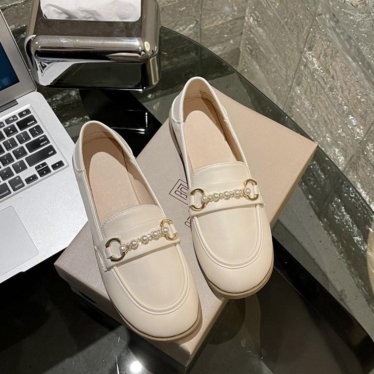 Loafers women's 2025 new fashion versatile comfortable foreign style niche retro one-pedal durable women's shoes