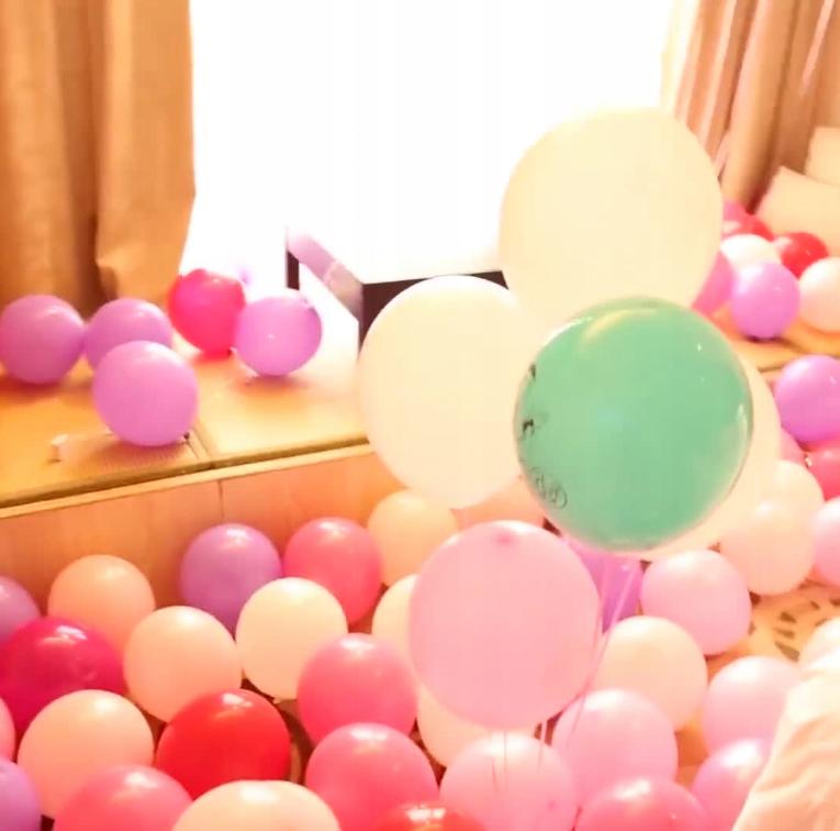 Electric balloon pump, fast for inflating balloons