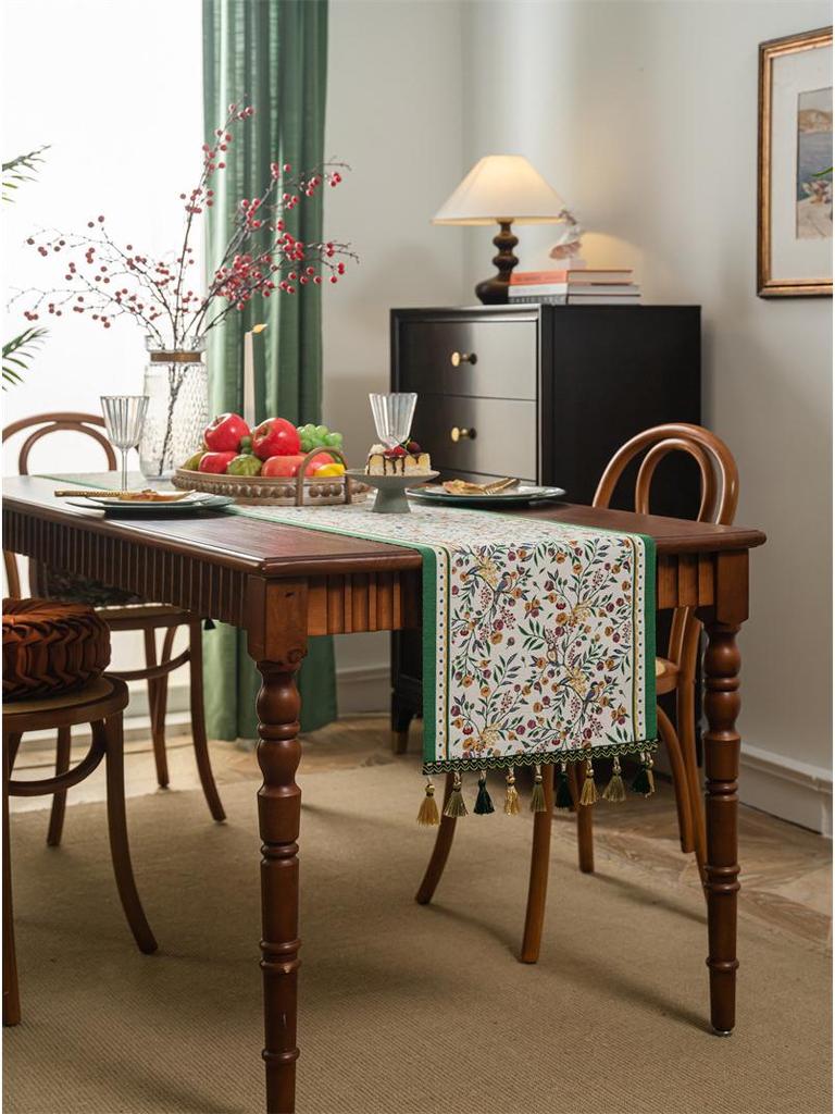 American Retro Ethnic Jacquard Table Runner with Tassels - Polyester