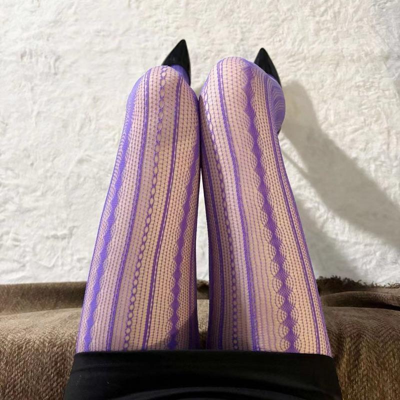 

Женские сексуальные кружевные сетчатые колготки в стиле Лолиты с ажурным дизайном, красные шелковые чулки JK с высокой талией, полосатые колготки, рождественские подарки One Size