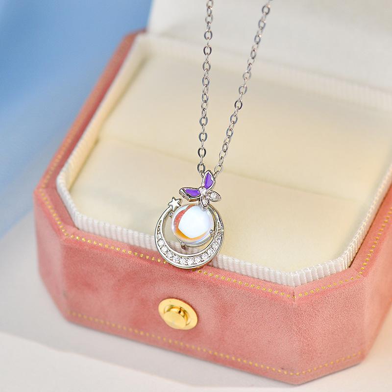 

Star River Butterfly Moonlight Stone Necklace, Small Fresh Forest Series Clavicle Chain, Gift for Best Friends, New Style