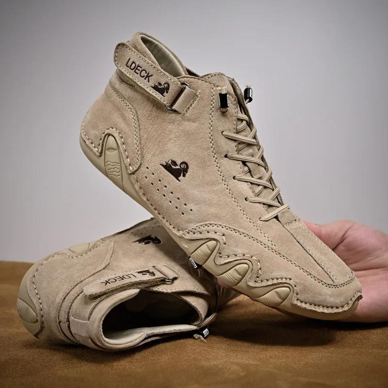 Fashion Men Boots New 2024 Casual Shoes Male High Top Luxury Sneakers Soft Sole Light Warm Leather Loafers Shoes Men Motorcycle Boots