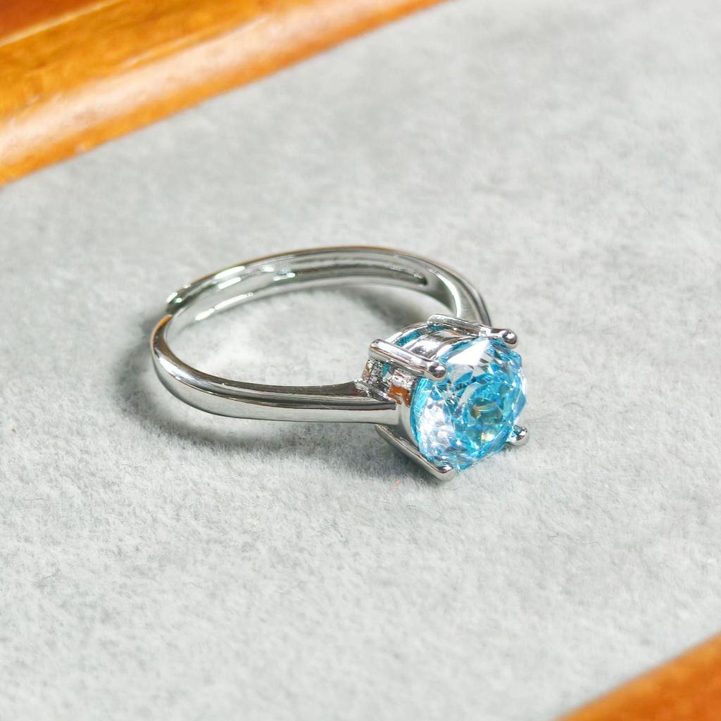 Conjunto de Pendientes, Colgante y Anillo Gessen Jewelry de Diamantes Corte Rosa Azul Claro