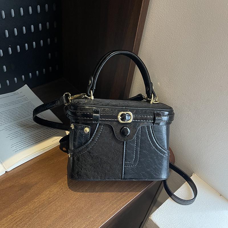 Portable box bag women's new fashion high-end retro large-capacity casual shoulder messenger bag