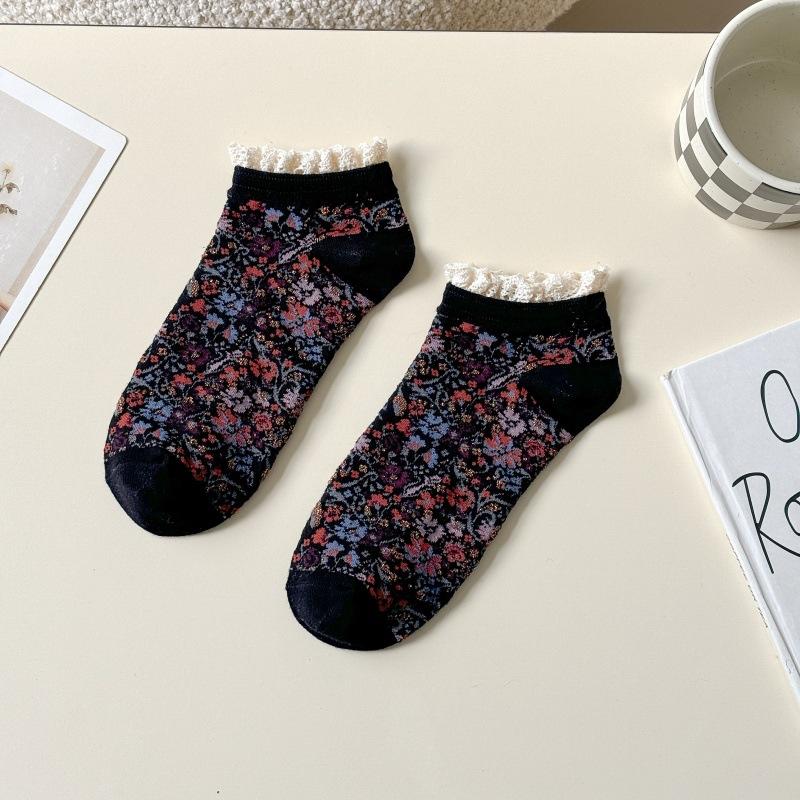 Spring And Summer Socks Japanese Retro Floral Lace Short Tube Women'S Socks Court Style Sweet Women'S Boat Socks Cotton