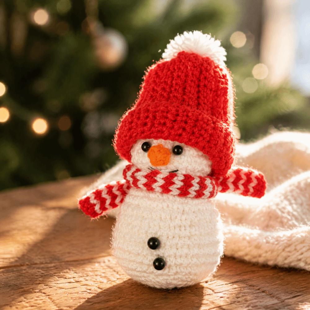 Finished Knitted Hand-Crocheted Snowman Soft Knitting Yarn Crochet Ornament Family Friends Gift