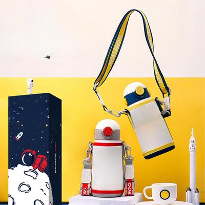 Pupils' Suspenders with Straws, Kettle Cups, 600ml Children's Thermos Cups In Male and Female Kindergartens.