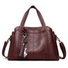 Women's Bags, European and American Middle-aged One-shoulder Oblique Span Bags, Large-capacity Retro Mother Bags, Portable Soft Leather Tote Bags.