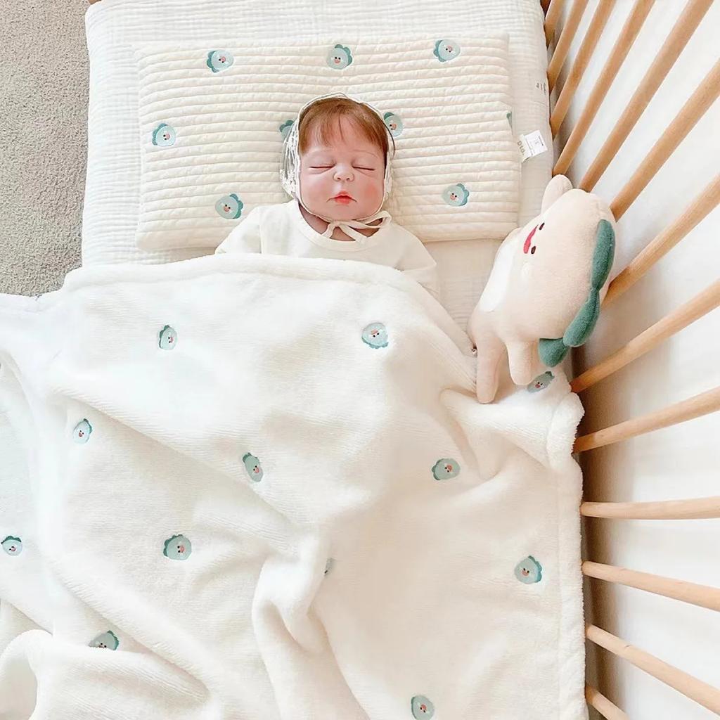 Napping for Newborn Sweat Absorption Breathable Cotton Baby 0-6 Months Universal Pillow Free Shiping Baby Pillow