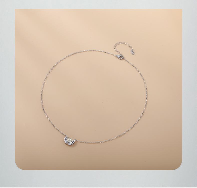 Korean Style Light Luxury Zircon Clavicle Necklace for Women