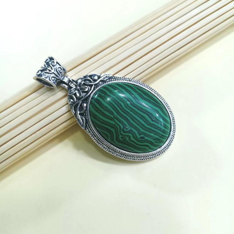 Geometric Gemstone Necklace Pendant With Embedded Semi Precious Stones For Fashion Jewelry Enthusiasts