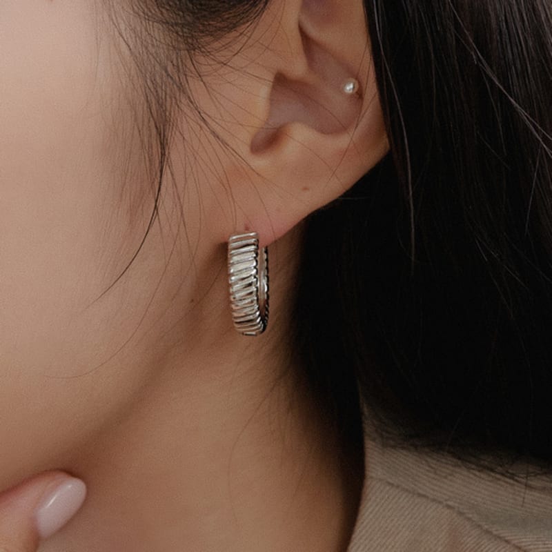 

GETMEBLING THICK TWIST RING GOLD(EG380-GL)