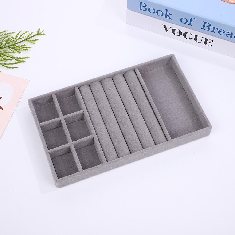 Velvet Jewelry Box – Ring and Earring Tray with Bracelet Compartment