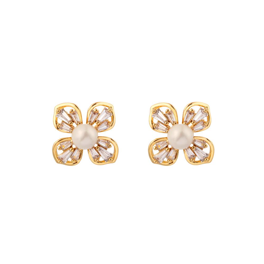 Elegant Pearl Flower Shell Stud Earrings: Versatile Fashion Jewelry for Women