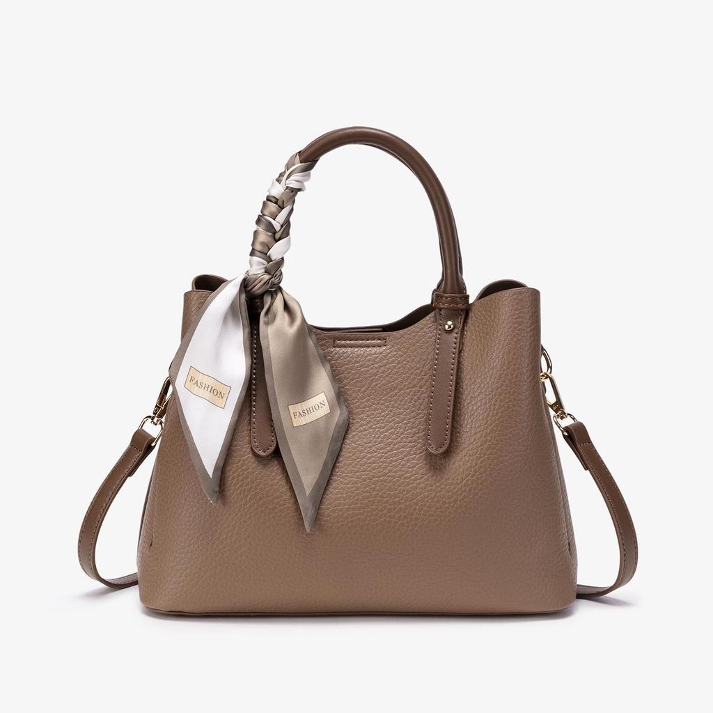 Mother's Day Caramel Large Capacity High-End Mom Handbag 2026