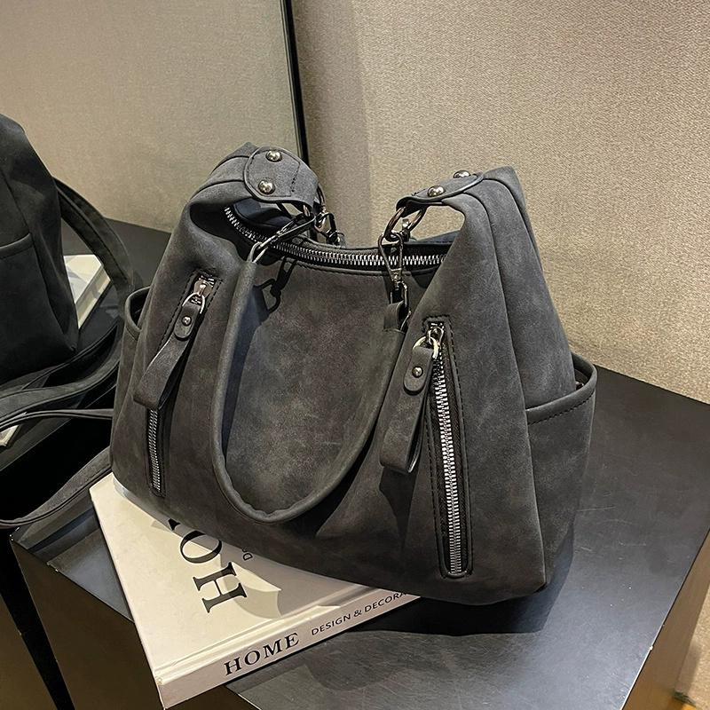 

Women s PU Leather Hobo Shoulder Bag Solid Color Large Capacity Zipper Crossbody Bag for School, Work & Daily Commute чёрный
