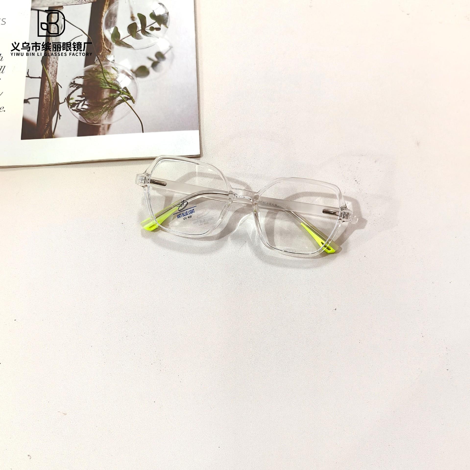 

Оптическое зеркало Tr90 с защитой от синего света. Обучение детей на компьютере можно оснастить очками для близорукости, синими очками для мальчиков и девочек. White Film