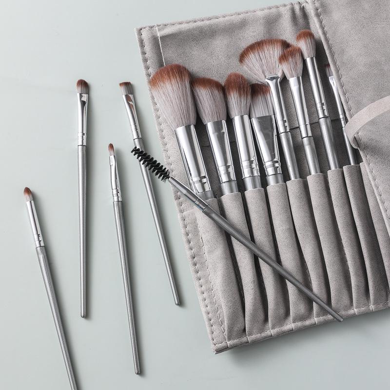 14-Piece Beginner Makeup Brush Set: Eyeshadow, Powder, Blush, Concealer & Nose Shadow Brushes with Soft Bristles