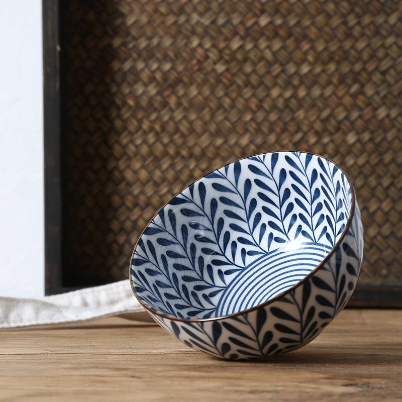 4Pcs/Set Retro Ceramic Bowl Household Rice Noodle Bowl Creative Blue and White Porcelain Soup Bowl Underglaze Tableware Set