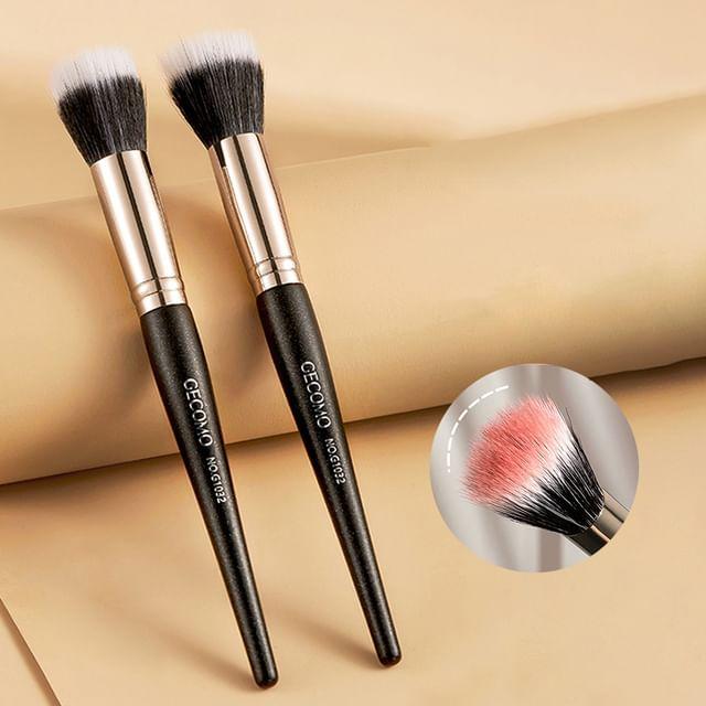 

Choyu - Blush Brush Black