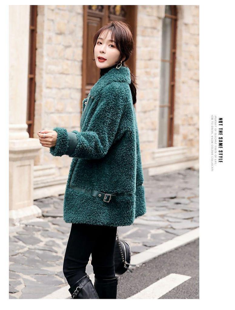 2025 Women's Real Wool Shearling Coat - One-Piece Lambswool Fur Outerwear, Off-Season Style