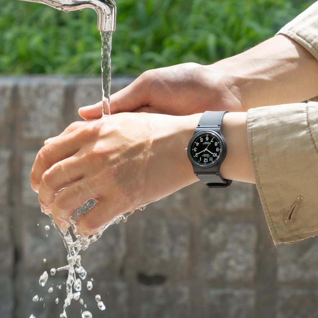 Citizen Falcon Analog 10 ATM Water Black Q&Q VP46-853 Watch, Resistant,