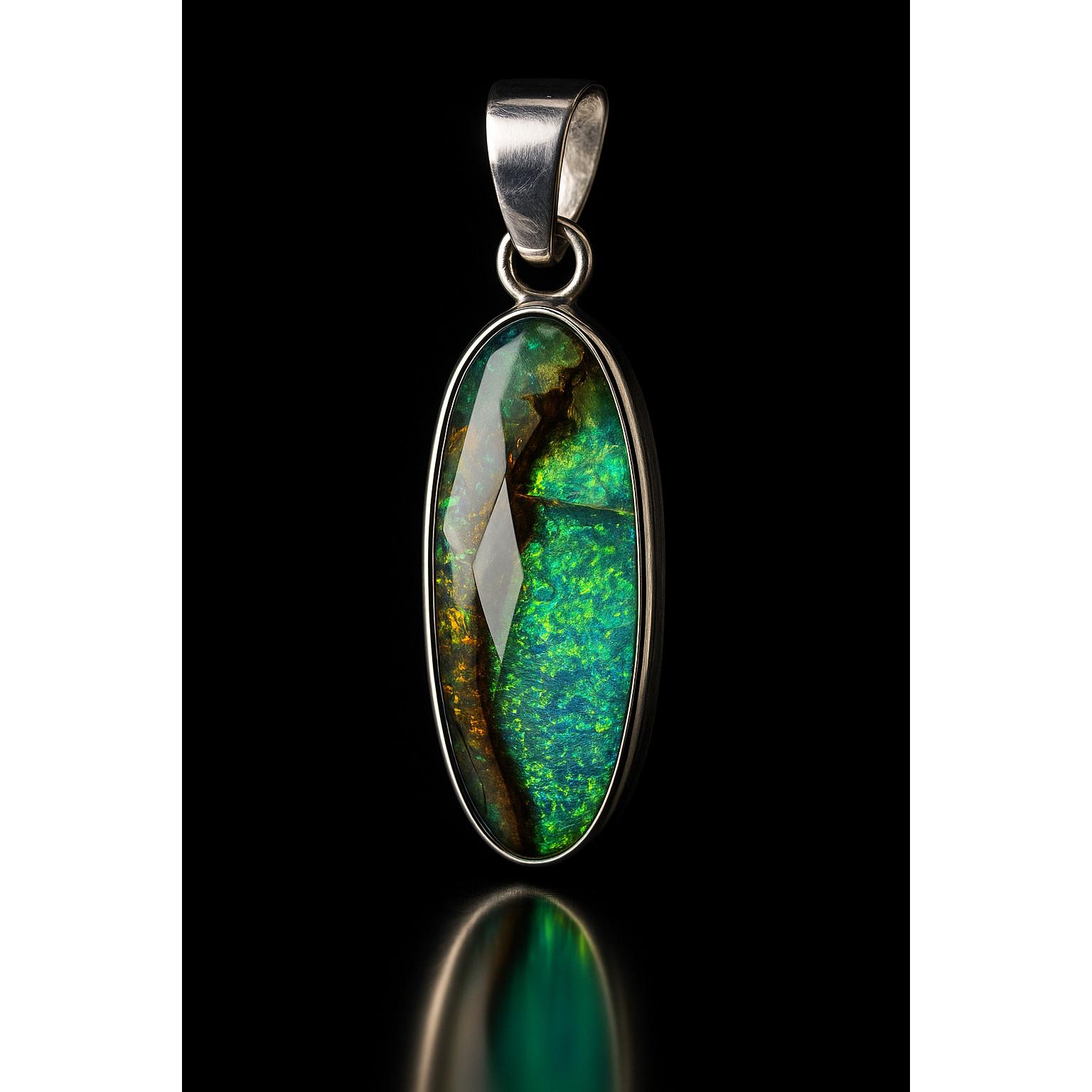 Dabīgs opāla kulons 20,4 ct