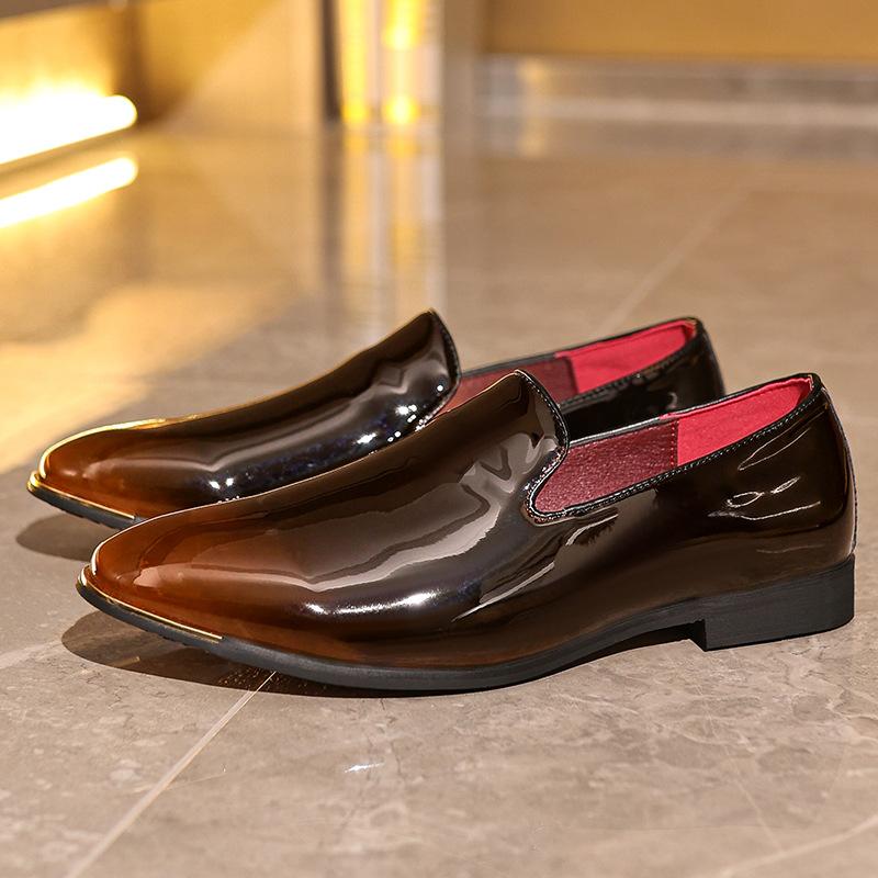 New Arrival Fashion Dress Shoes For Men Pointed Glossy Patent Leather Slip On Loafers Wedding Formal Footwear Zapatos Hombre