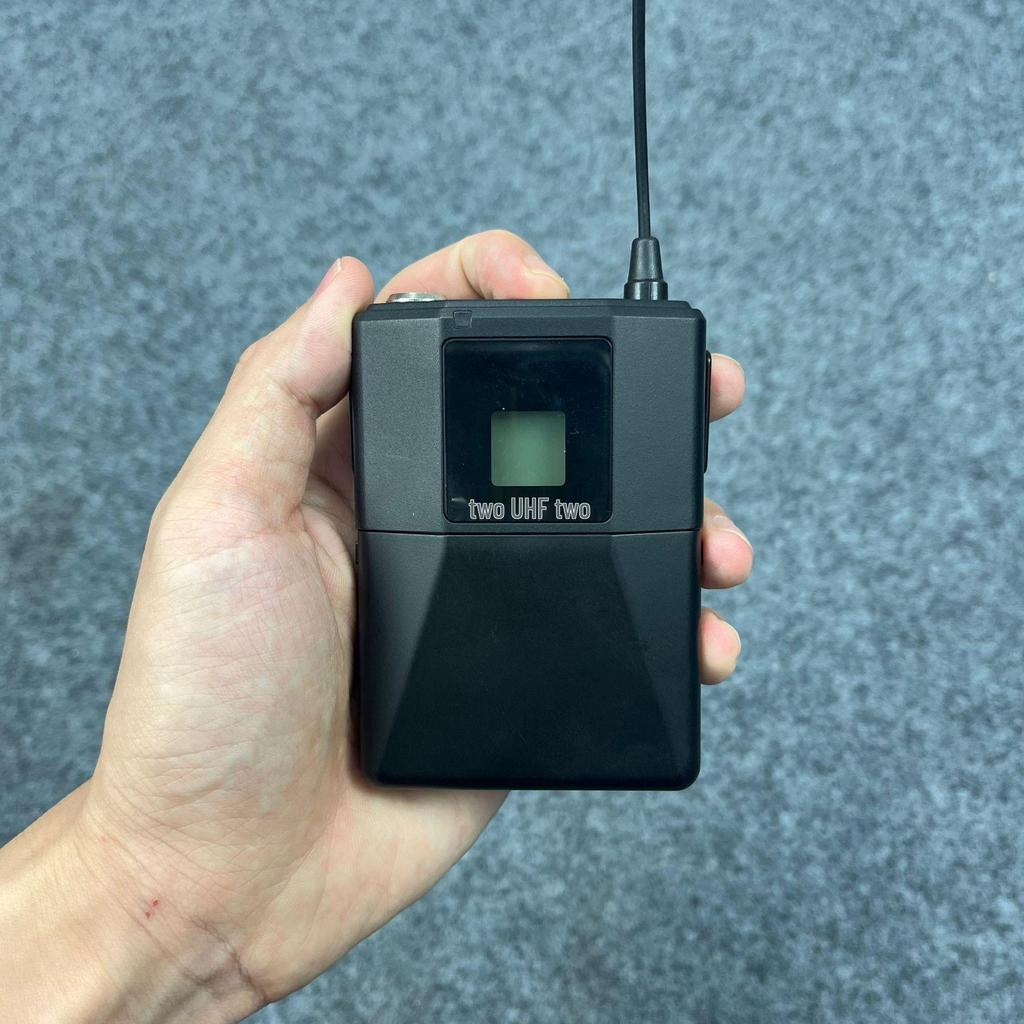 U-Band Infrared Frequency Matching Wireless Lavalier and Headset Microphone for Conferences