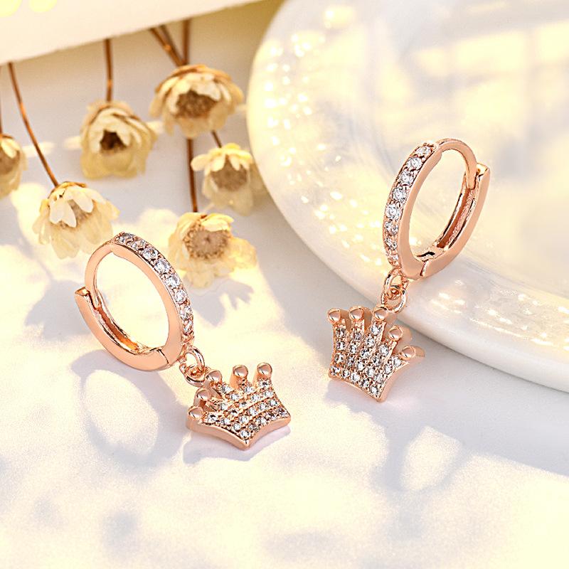 

Микро-инкрустированные циркониевые корончатые серьги-вкладыши персонализированные супер-вспышки универсальные серьги для женщин универсальные серьги