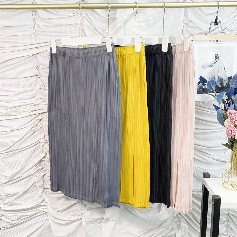 Kadın Miyake Pileli A-Kesim Etek, Büyük Beden, Yaz 2025 Koleksiyonu