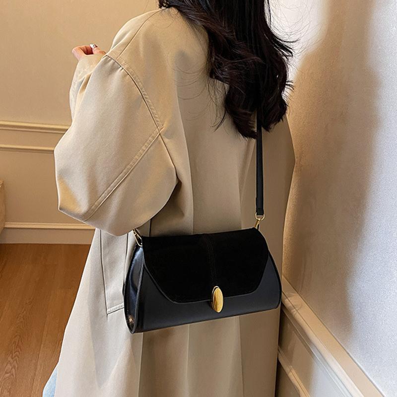 Yogodlns Fashion PU Shoulder Bag Stylish Crossbody Bag Adjustable Strap Vintage Small Tote Bag Trendy Commuting Bag Slouchy Hobo Bag