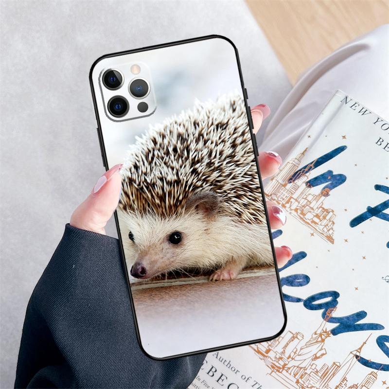 Cute Little Hedgehog Phone Case For iPhone 15 16 Pro Max 11 12 13 Mini 14 Pro Max XR 15 16 Plus 16e Cover Coque