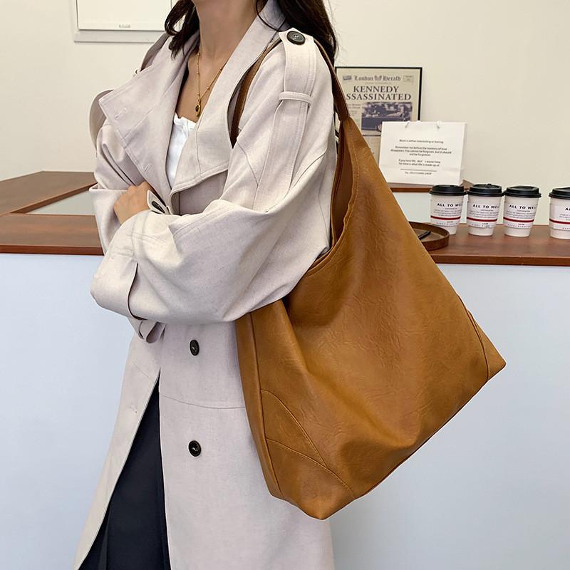 Stylish Retro Women's Tote Bag Large Capacity Casual Shoulder Bag For Work And Travel