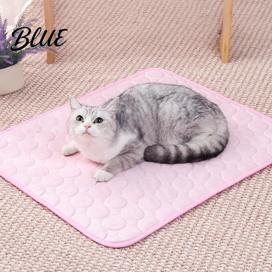 Washable Dog Cooling Pad Mat Self-Cooling Summer Pet Breathable Ice Silk Cool Bed Pad Portable Mat for Large Small Dogs Cats