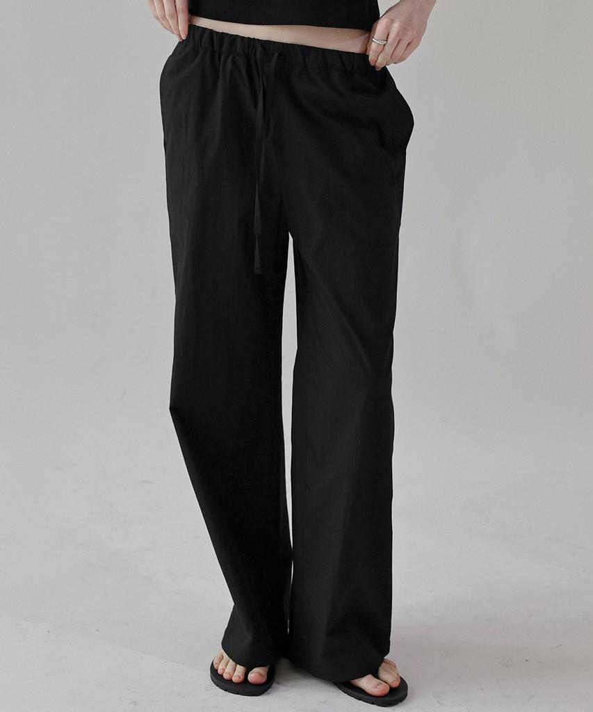 Keullaepeu Soft Embroidered Elastic Waist Pants _Black