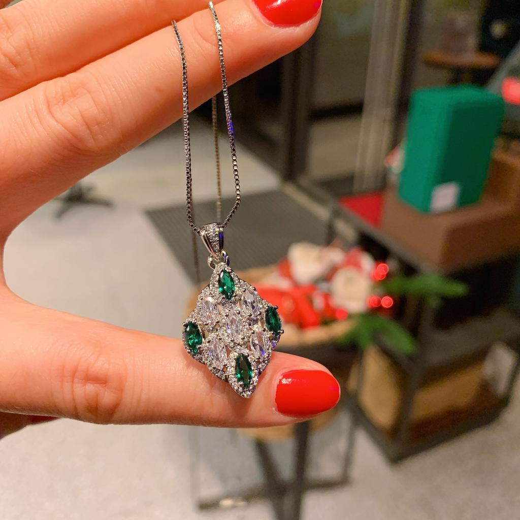 High Carbon Three Piece Set Tiktok Live Broadcast Color Zirconium Matching Fashion Earrings Pendant Ring Emerald Zircon Necklace