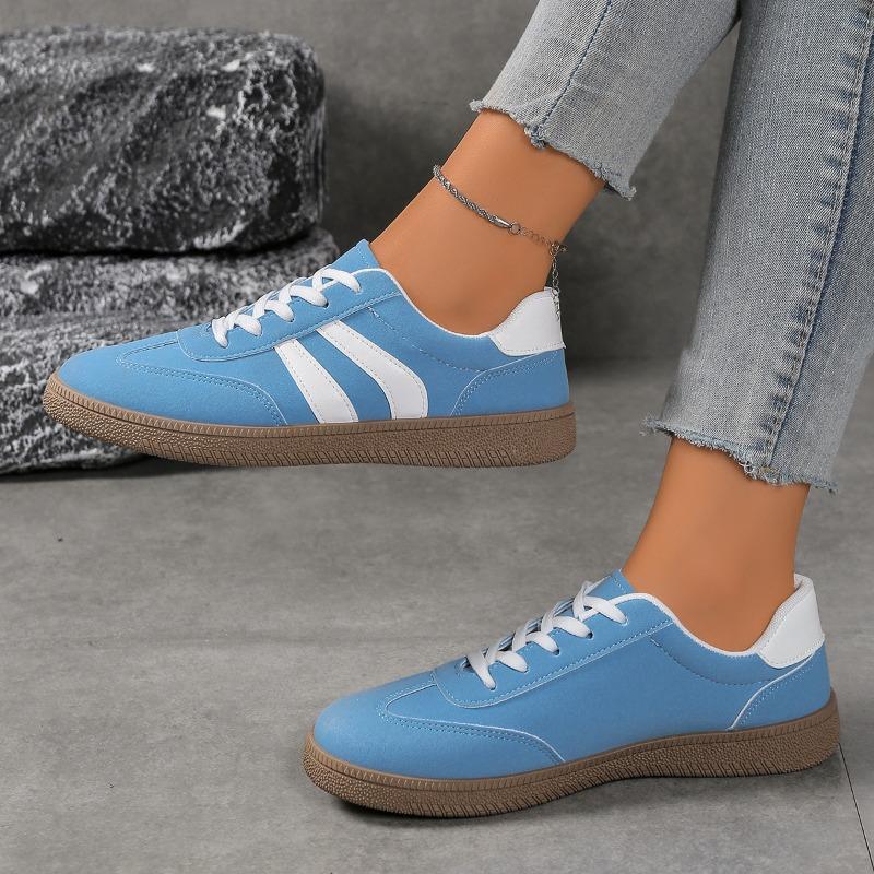 New Large-sized De Xun Shoes Round-toed Lace-up Sports Shoes Retro Flat Casual Women's Shoes