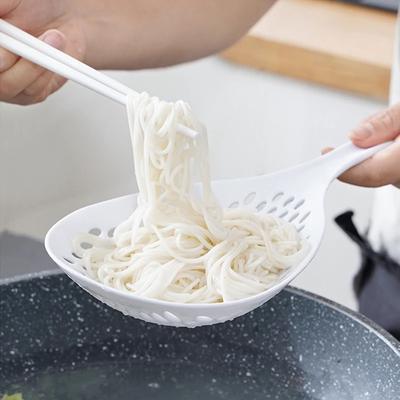 3pcs Strainer Scoop Drain Shovel Colander Slotted Pasta Spoon Plastic Skimmer Spoon with Handle Food for Kitchen Cooking