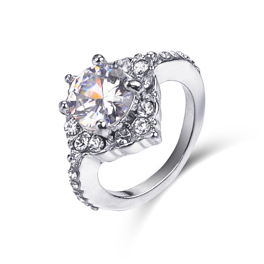 Stylish European  American Rhinestone Crystal Finger Ring Size 7