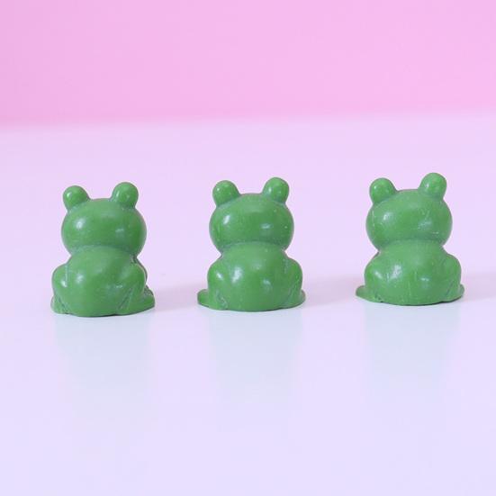 Mini Green Frog Figurines Garden Statues Adorable Appearance Vibrant Color Compact Size Frog