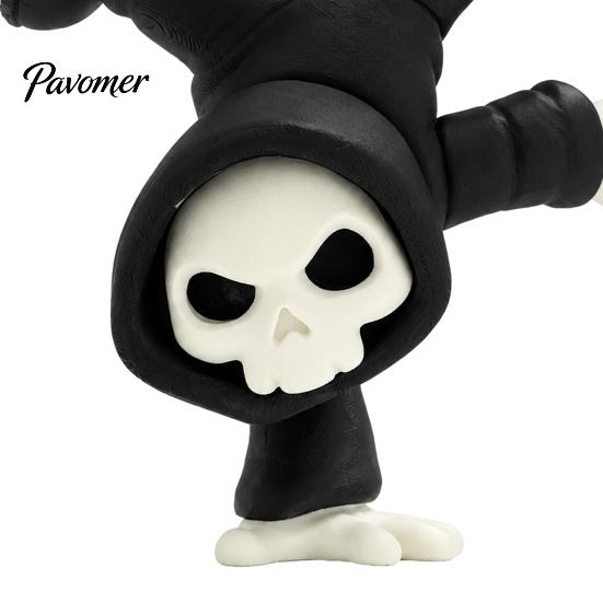 Posable Skull Ornament 3D Printed Upside-Down Reaper Ghost Ornament, Creative Statue, Funny Halloween Personalized Holiday Figurine for Home