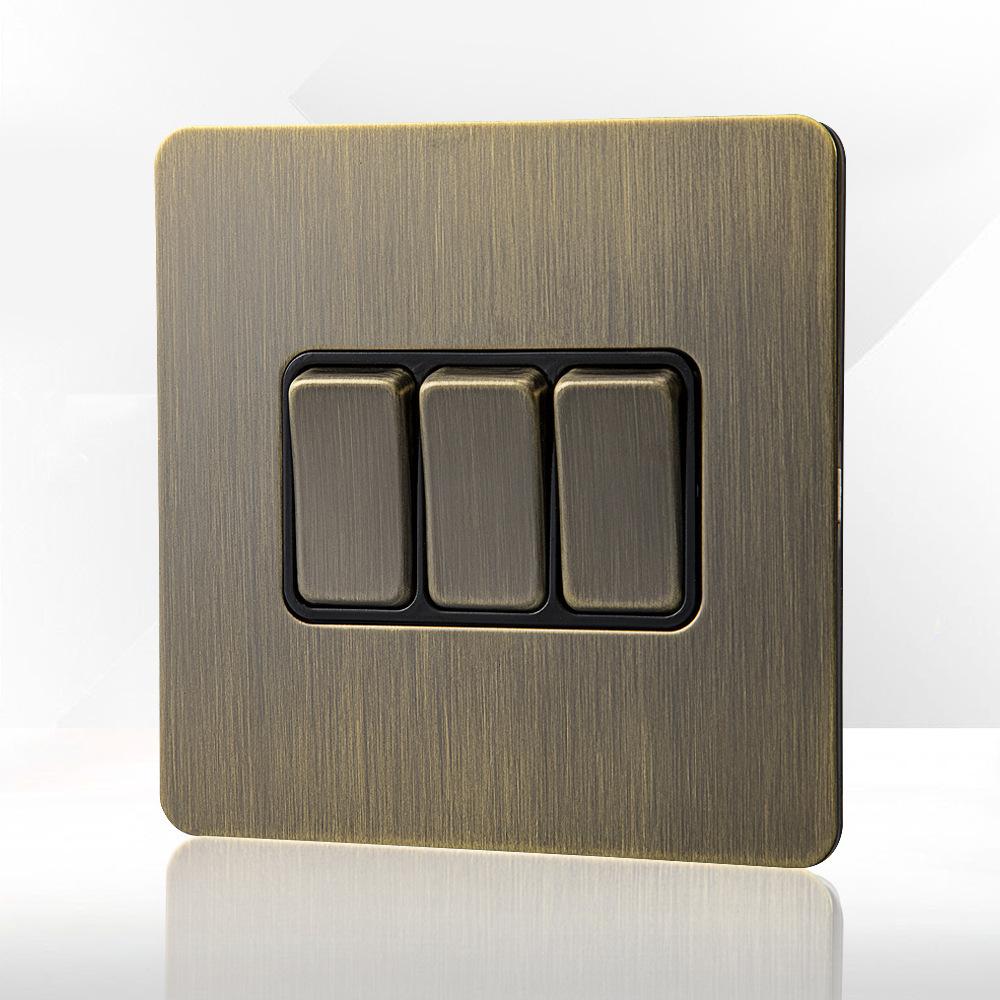 LangYeao Messinghebel UK Kippschalter Buster und Stanzlichtschalter Stil Edelstahlplatte Vintage Retro Wandschalter Steckdose