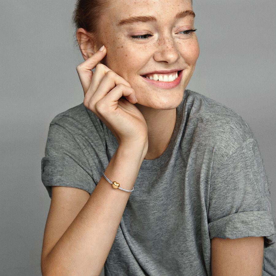 Pandora Moments Heart Clasp Snake Chain Bracelet Heart Clasp – 19cm – 568707C00‑19