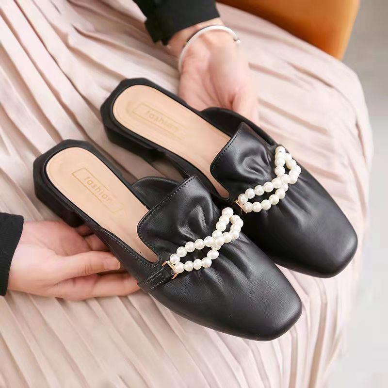Fashion Women Slippers 2024 New Summer Fashion Slip on Flat Soled Cute Casual Outdoor Pearl Toe Square Toe Women Shoes