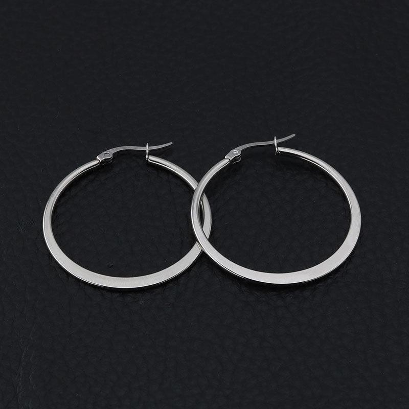 Europäische & Amerikanische Mode Große Übertriebene Titanstahl-Creolen