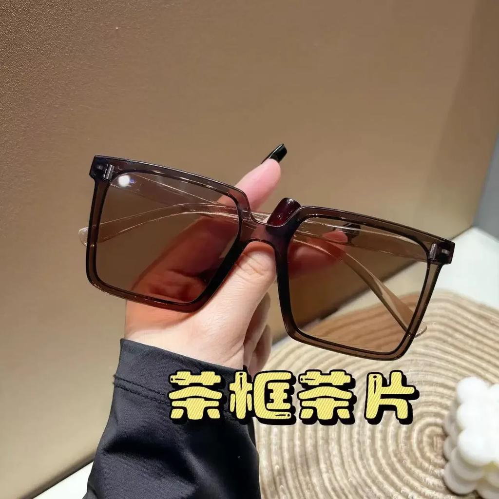 New Women's Small Frame Sunglasses Women Fashion Square Sun Glasses Outdoor Travel Trend Eyewear UV400