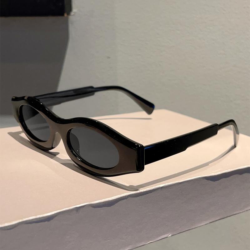 Oval Sunglasses  New Fashion Vintage Candy Color Beach Vacation Shades Women Retro Vintage Brand Outdoor Sun Glasses